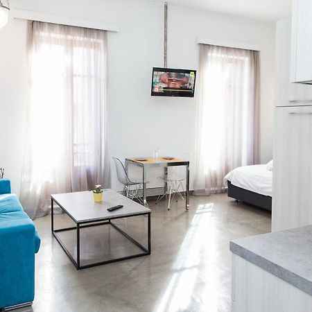 דירות אתונה Beautiful Apt Near Monastiraki Sqr מראה חיצוני תמונה