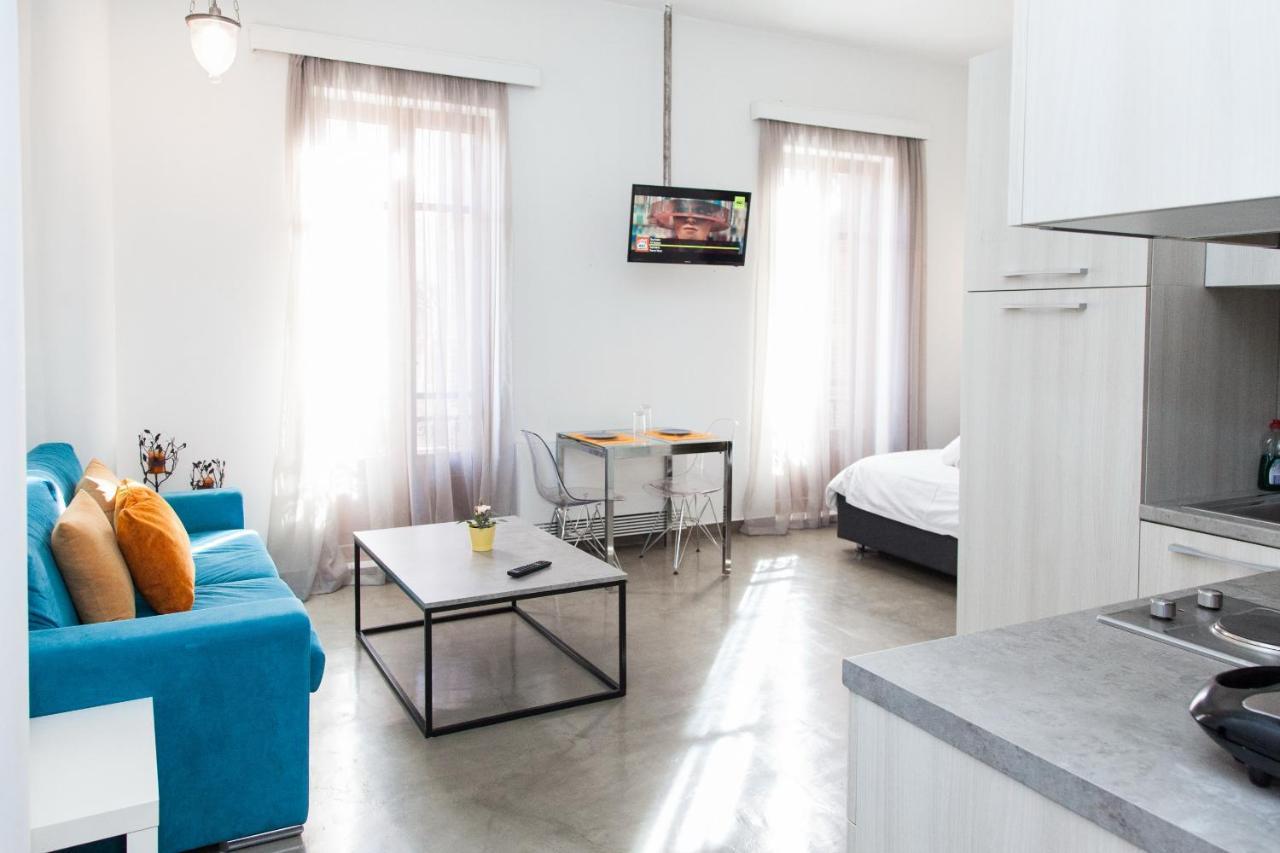 דירות אתונה Beautiful Apt Near Monastiraki Sqr מראה חיצוני תמונה